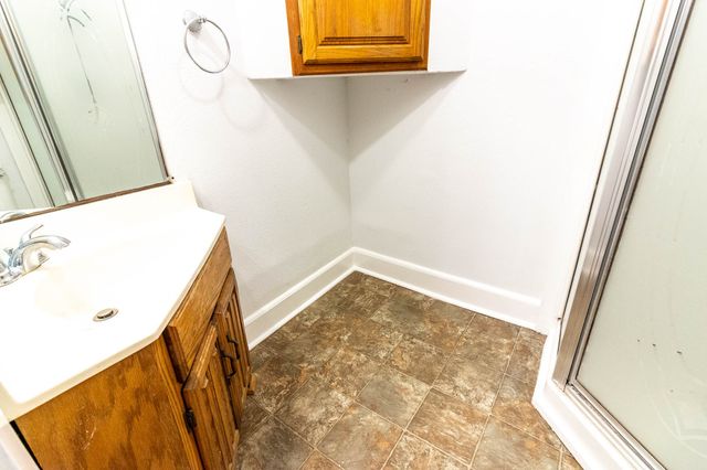 801 S Sutton Street, Mabank, TX 75147