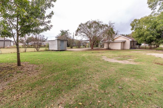 801 S Sutton Street, Mabank, TX 75147