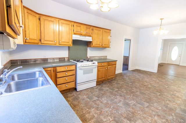 801 S Sutton Street, Mabank, TX 75147