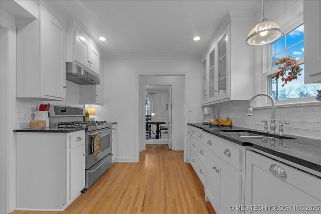 2245 E 22nd Place S, Tulsa, OK 74114