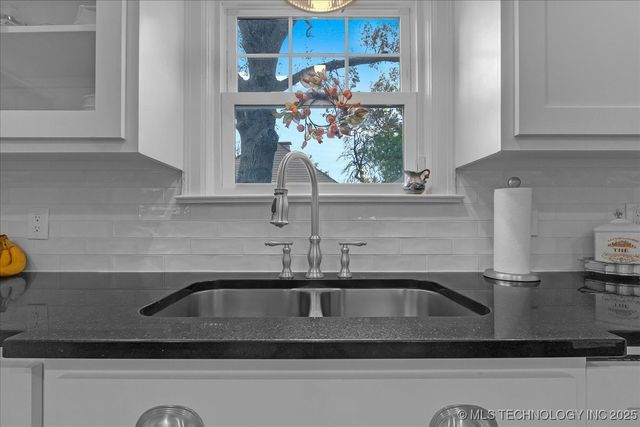 2245 E 22nd Place S, Tulsa, OK 74114