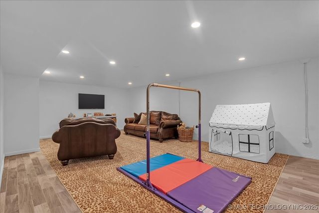 2245 E 22nd Place S, Tulsa, OK 74114