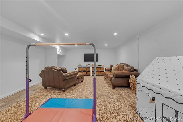 2245 E 22nd Place S, Tulsa, OK 74114