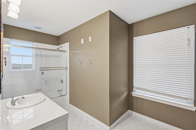 1244 Broadhead Road, Waxahachie, TX 75165