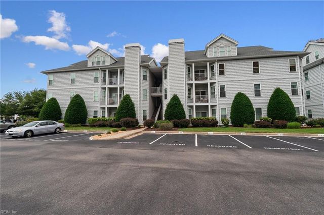2301 Beach Haven Dr Apt 202, Virginia Beach, VA 23451