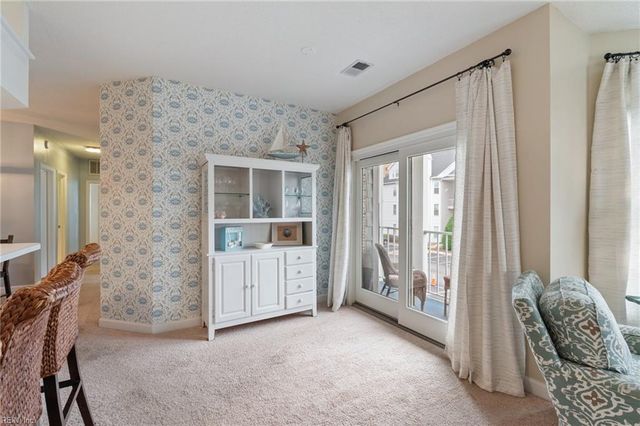 2301 Beach Haven Dr Apt 202, Virginia Beach, VA 23451