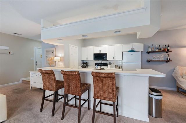 2301 Beach Haven Dr Apt 202, Virginia Beach, VA 23451