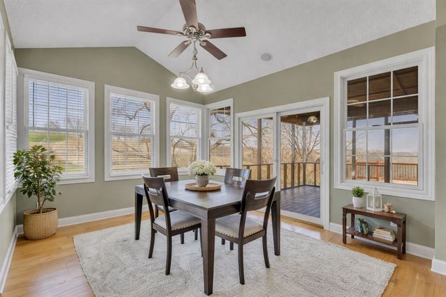 27090 238th Street, Le Claire, IA 52753