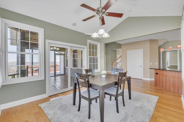 27090 238th Street, Le Claire, IA 52753