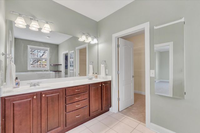 27090 238th Street, Le Claire, IA 52753