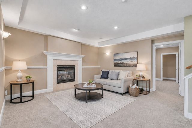 27090 238th Street, Le Claire, IA 52753