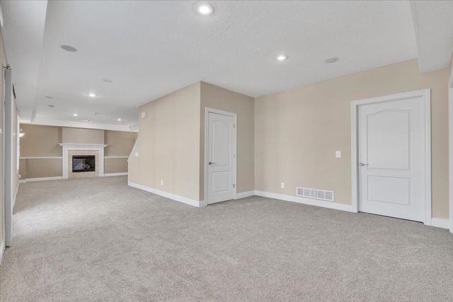 27090 238th Street, Le Claire, IA 52753