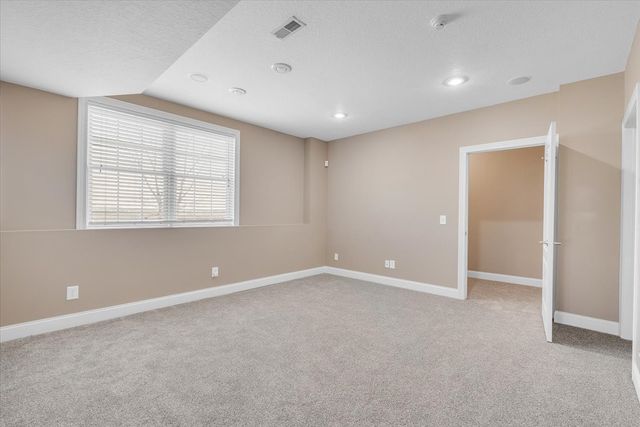 27090 238th Street, Le Claire, IA 52753