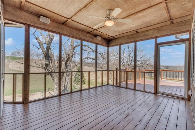 27090 238th Street, Le Claire, IA 52753