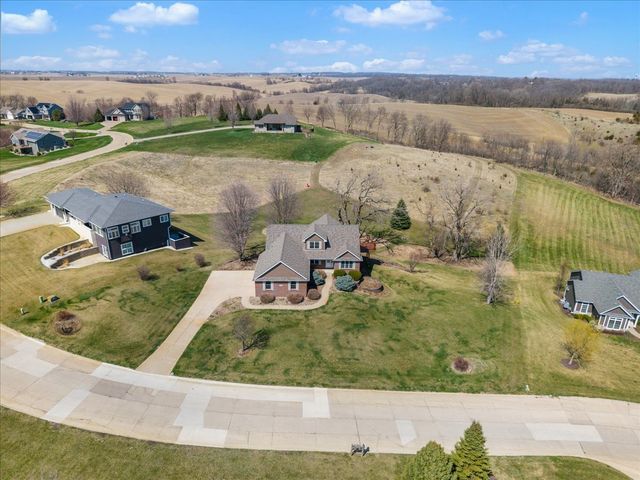 27090 238th Street, Le Claire, IA 52753