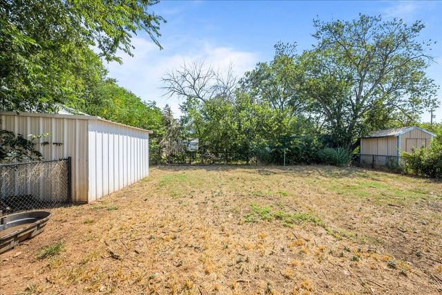 682 Utah Street, China Spring, TX 76633