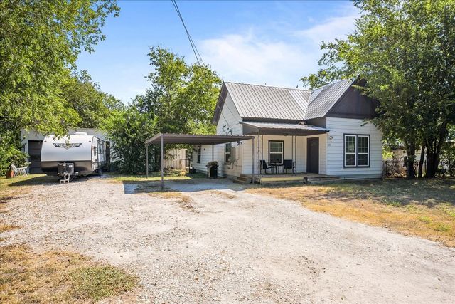 682 Utah Street, China Spring, TX 76633