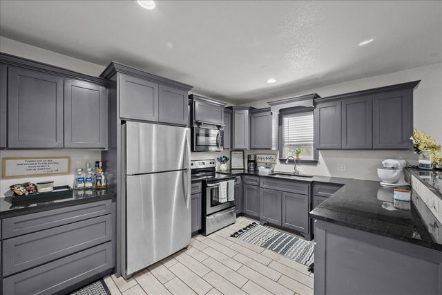 682 Utah Street, China Spring, TX 76633