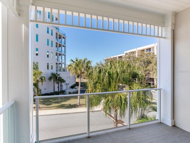 15 PALM TERRACE 502, Belleair, FL 33756