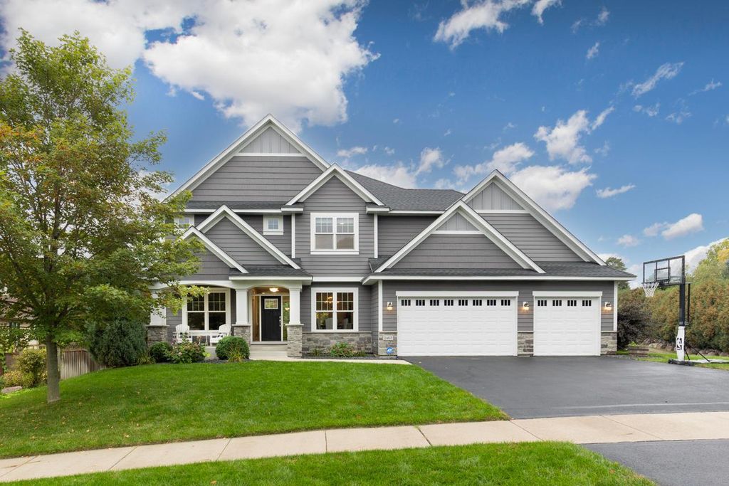 2403 Highover Trail, Chanhassen, MN 55317 — exterior