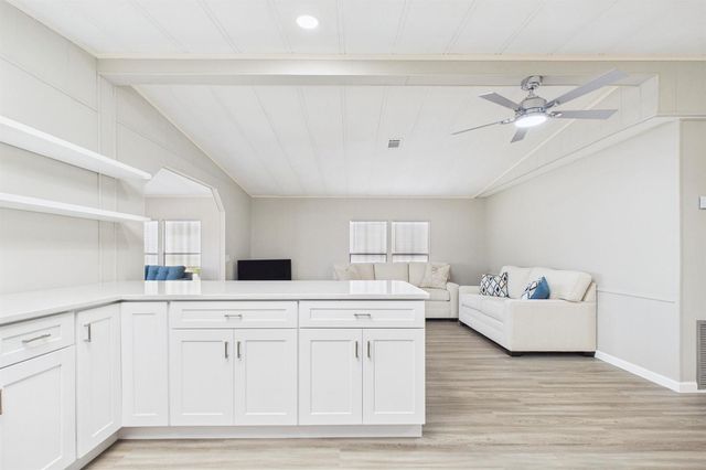 7831 SE Shenandoah Drive, Hobe Sound, FL 33455