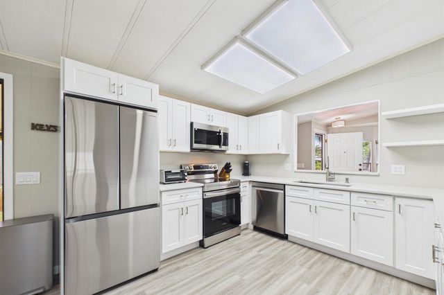 7831 SE Shenandoah Drive, Hobe Sound, FL 33455