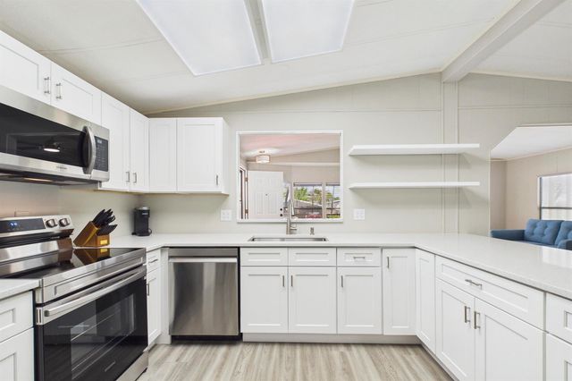 7831 SE Shenandoah Drive, Hobe Sound, FL 33455