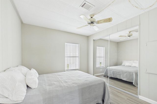 7831 SE Shenandoah Drive, Hobe Sound, FL 33455