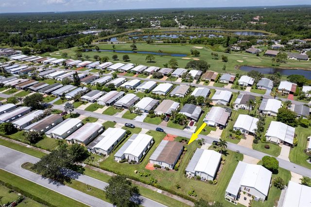 7831 SE Shenandoah Drive, Hobe Sound, FL 33455