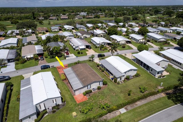 7831 SE Shenandoah Drive, Hobe Sound, FL 33455