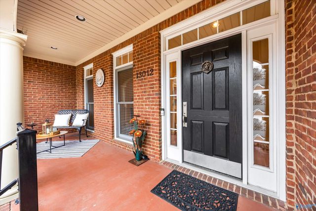 13012 Huntcliff Road SE, Huntsville, AL 35803