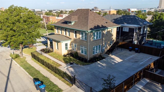 715 S Jennings Avenue 105, Fort Worth, TX 76104