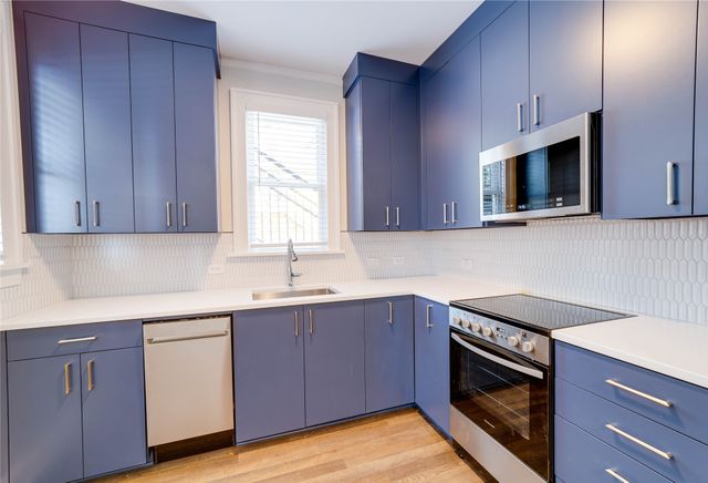 715 S Jennings Avenue 105, Fort Worth, TX 76104