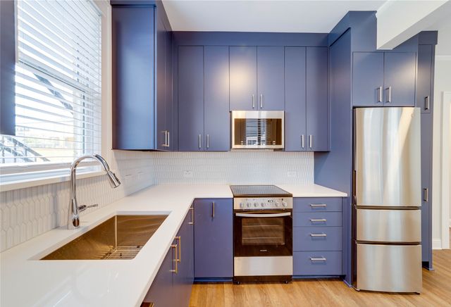 715 S Jennings Avenue 105, Fort Worth, TX 76104