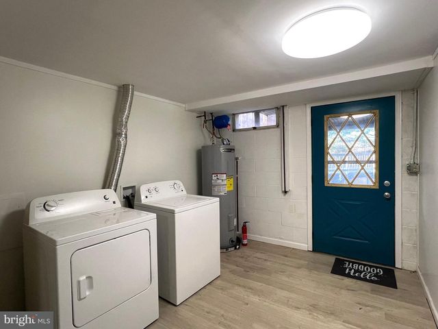 246 FIRST AVE, State College, PA 16801