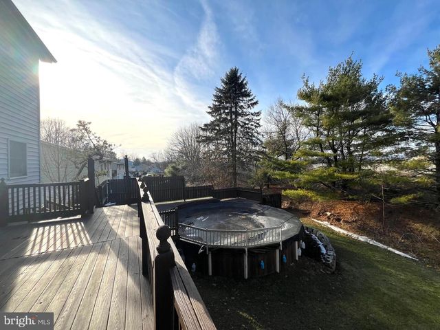 246 FIRST AVE, State College, PA 16801