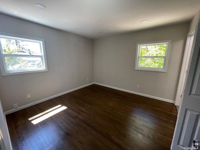 604 High Street, Port Jefferson, NY 11777