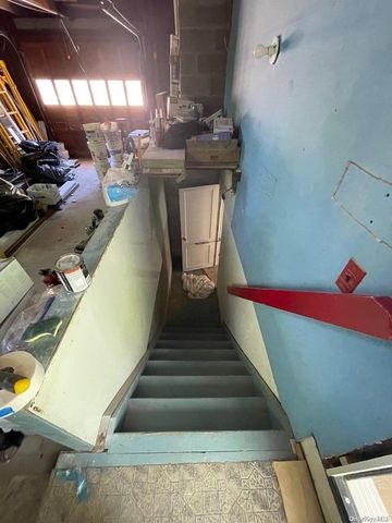 604 High Street, Port Jefferson, NY 11777