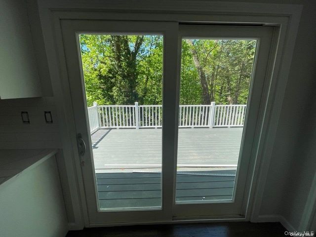 604 High Street, Port Jefferson, NY 11777