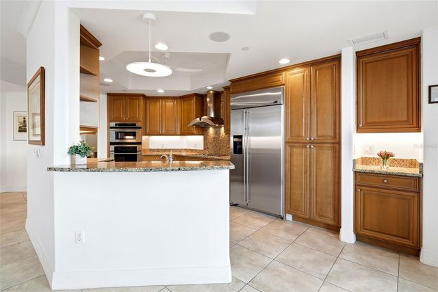400 BEACH DRIVE NE 401, St Petersburg, FL 33701