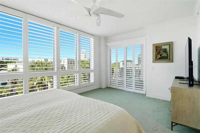 400 BEACH DRIVE NE 401, St Petersburg, FL 33701
