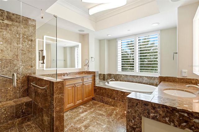 400 BEACH DRIVE NE 401, St Petersburg, FL 33701