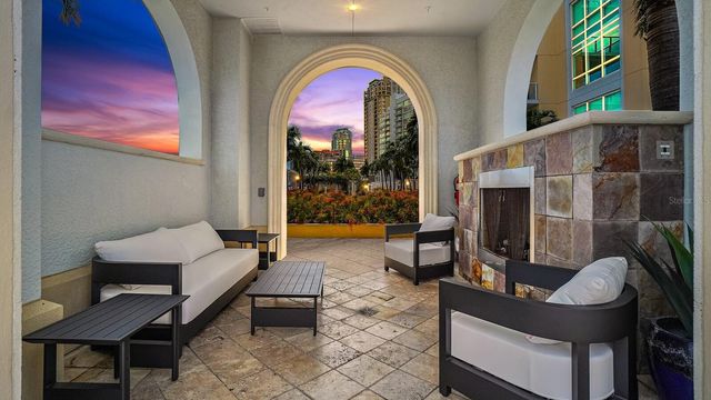 400 BEACH DRIVE NE 401, St Petersburg, FL 33701