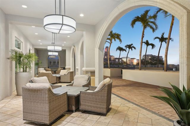400 BEACH DRIVE NE 401, St Petersburg, FL 33701