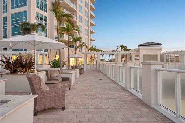 400 BEACH DRIVE NE 401, St Petersburg, FL 33701