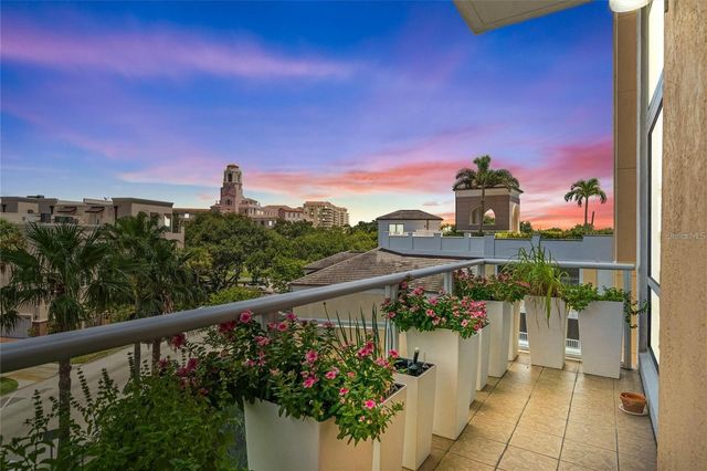 400 BEACH DRIVE NE 401, St Petersburg, FL 33701