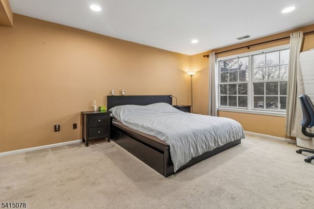 418 Stratford Pl 418, Bridgewater Twp., NJ 08805