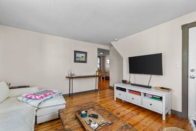 9 Hodges Court 2, Salem, MA 01970