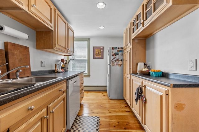 9 Hodges Court 2, Salem, MA 01970