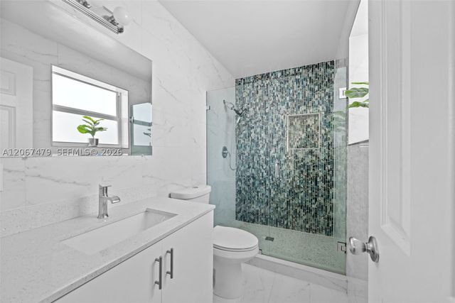 2819 Cleveland St, Hollywood, FL 33020